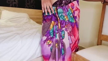 Sonu in floral saree bedroom porn video