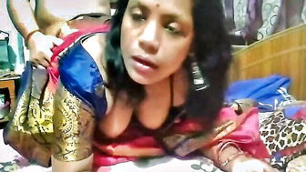 Prachi Bhabi topless saree tease xxx video