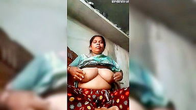 BBW Indian wife masturbates sex video