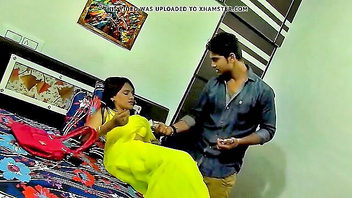 Indian bhabhi yellow saree teasing hardcore sex
