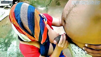 Desi bahu handjob with sasur sex video