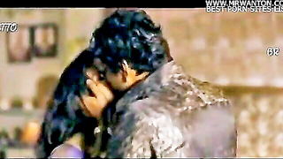 Nawazuddin kisses Rajshri Deshpande full scene