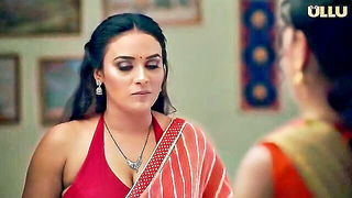 Indian babe in red saree tease porn video