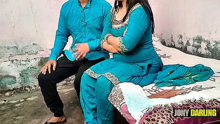 Curvy Indian stepmom in salwar porn video