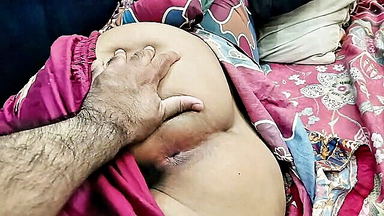 Hairy Desi stepdaughter pussy spread sex video