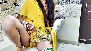 Indian wife in yellow saree xxx clip