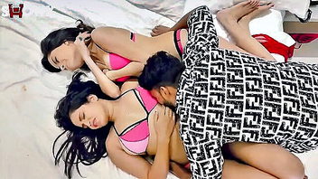 Indian MILF lingerie threesome porn video