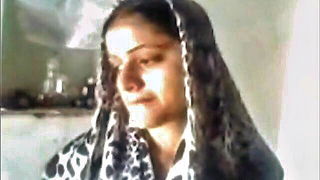Pakistani wife in hijab sex video