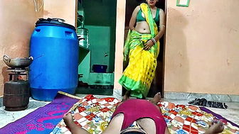Renu bhabhi yellow saree affair explicit porn