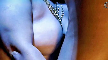 Indian MILF big tits necklace explicit porn