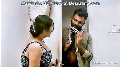 Desi housewife teases man doorway full scene