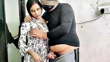 Indian aunty floral dress fucked hardcore sex
