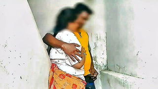Village saree girl outdoors porn clip