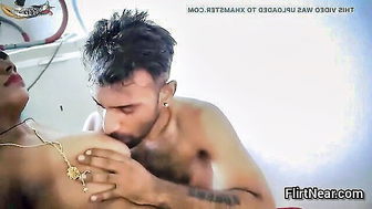 Meri padosi bhabhi topless kiss xxx clip