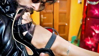 Indian swinger foot worship porn video