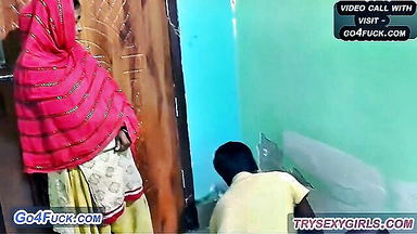 Desi bhabhi seduces painter explicit porn