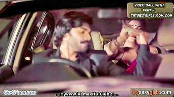 Indian cougar blowjob in car porn video