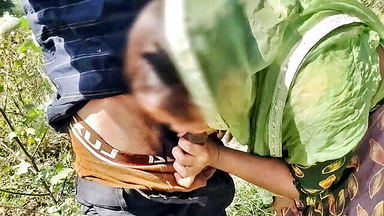 Yoursoniya desi bhabhi outdoors explicit porn