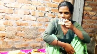 Desi bhabhi chai tease doggy sex video